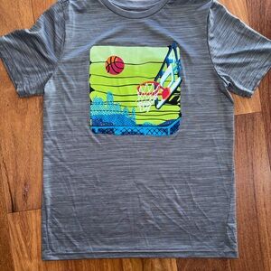 Tek Gear Gray Basketball Court Graphic Tee